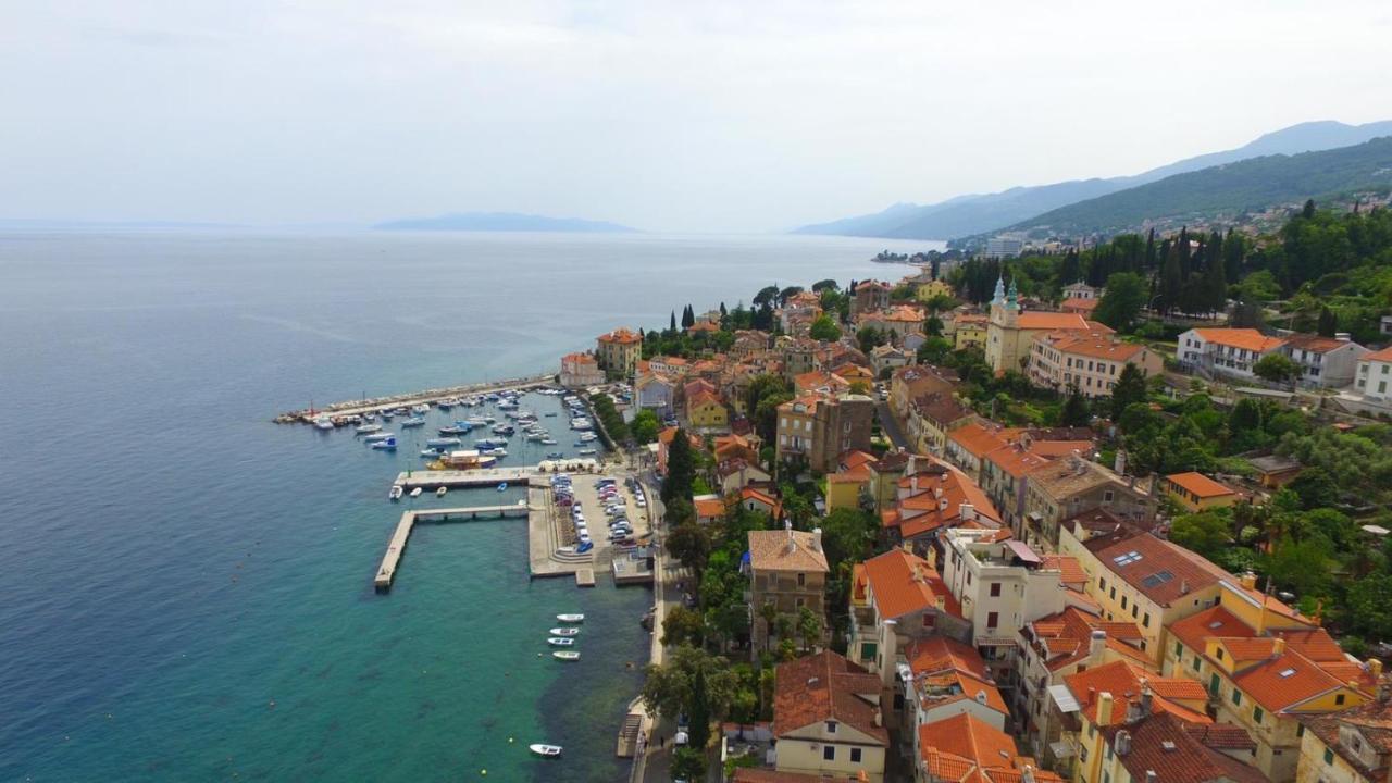 Apartments Matacin With Sea View Opatija Buitenkant foto