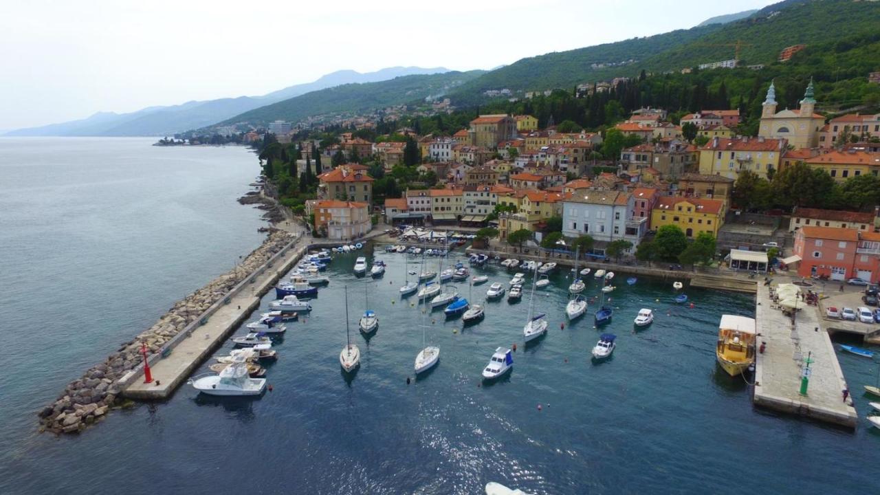 Apartments Matacin With Sea View Opatija Buitenkant foto