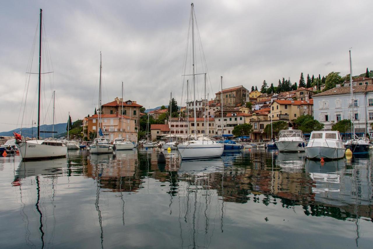 Apartments Matacin With Sea View Opatija Buitenkant foto